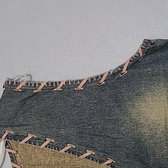 TANTRUMS Blue Jean Button Up Distressed Vest with Fringed Hem - Size XL - Picture 3 of 9